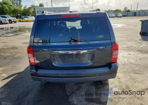 2015 Jeep Patriot Sport z USA, uszkodzony, nr VIN 1C4NJPBB1FD110308